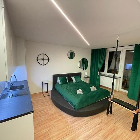 Yourapart Jacuzzi Przy Zamku Krolewskim Warsaw Exterior photo